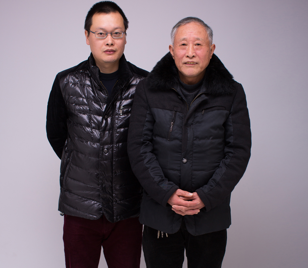 1509414951131440.jpg 朱建萍一家.jpg