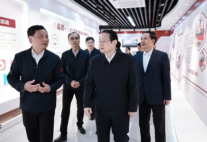 1716881558936552.jpg 640.jpg